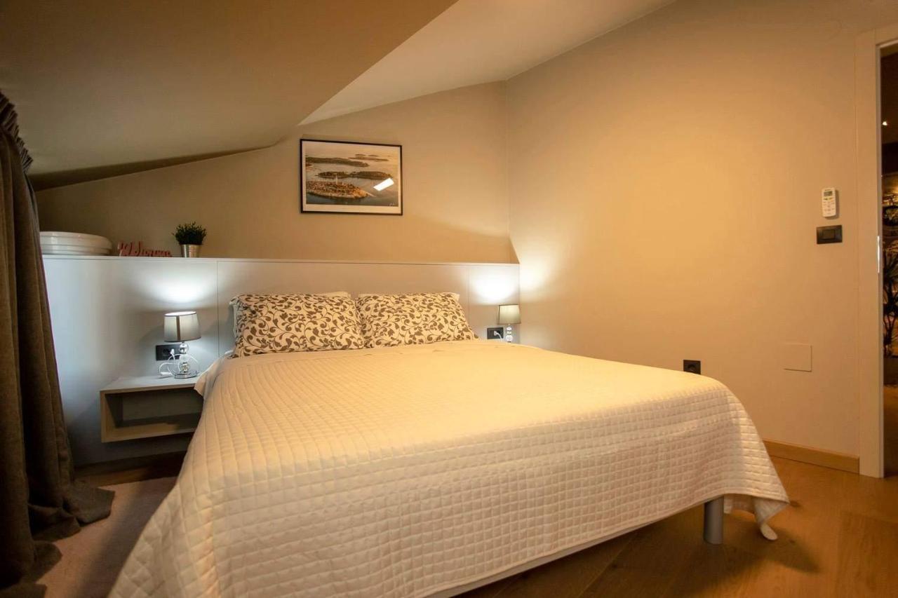 ˇdcˇ Modern Apartment Near The Church Ρόβινι Εξωτερικό φωτογραφία